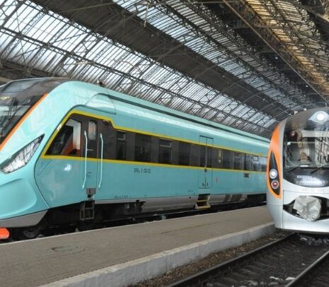 ukrzaliznica skorostnoy poezd