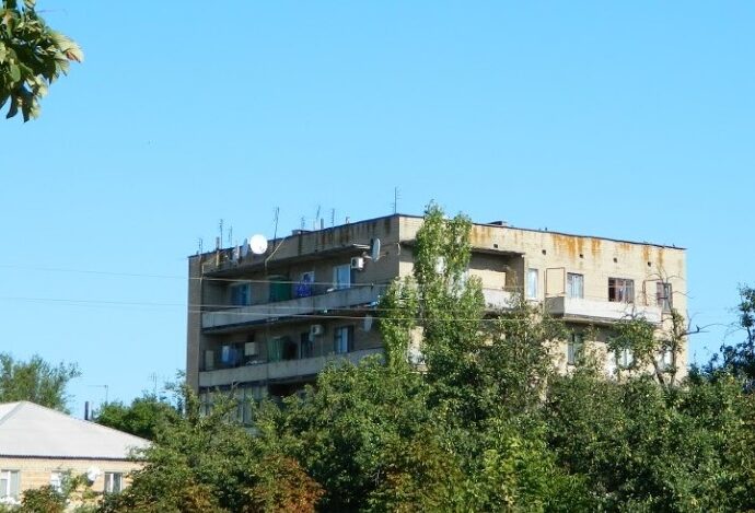 «Вбивати вас потрібно»: В окупованій Чернігівці пенсіонерка пошматувала російського військового ножем 18 Screenshot 38 3