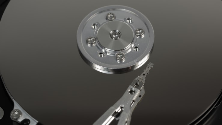 Какой накопитель выбрать для сервера: SSD против HDD 1 Screenshot 24 9