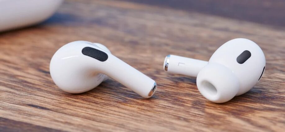AirPods