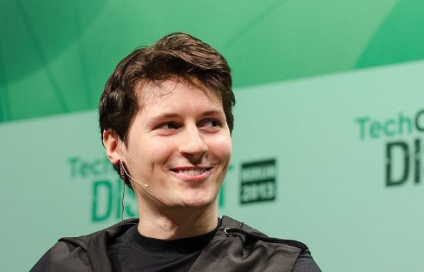 durov-zajaviv-shho-ne-koristuietsja-mobilnim-telefonom