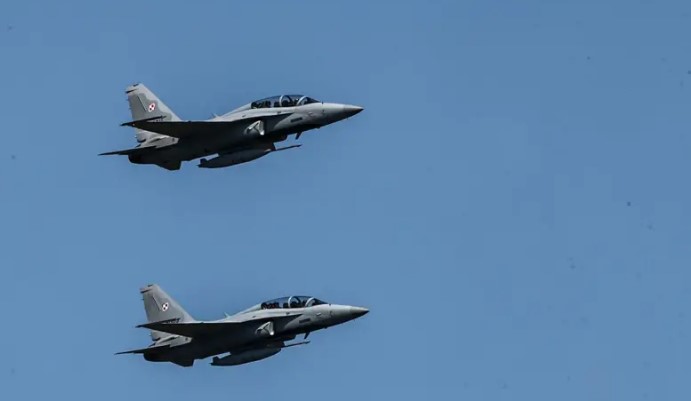 f16