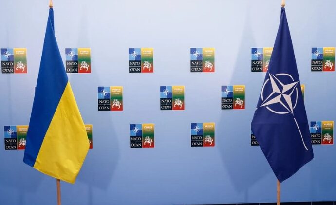 Прапори України на НАТО