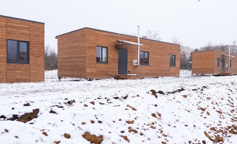 🏠 У Запоріжжі майже завершено будівництво модульних будинків для ВПО 1 modulnie doma