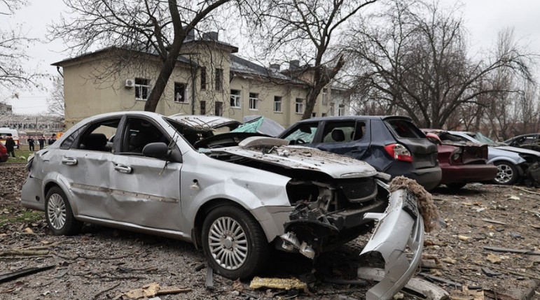 У Запоріжжі завершили аварійно-рятувальні роботи після авіаударів 8 грудня: 15 поранених, значні руйнування 1 obstrel 0812