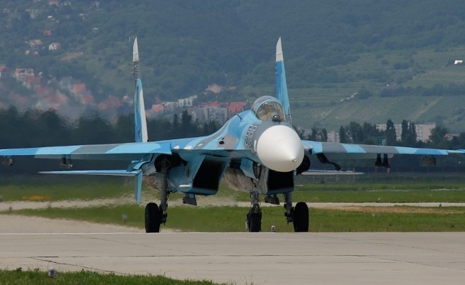 su 27