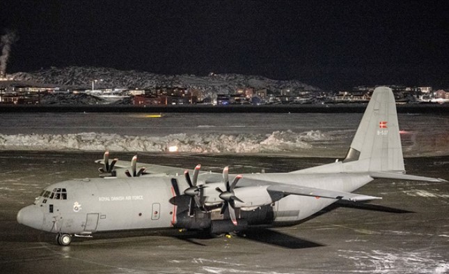 samolet NATO grenlandia