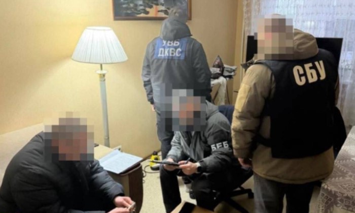 СБУ та БЕБ викрили керівництво виправної установи на Запоріжжі на розкраданні 14,6 млн грн 1 sbu12