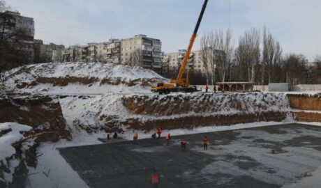 У Запоріжжі будують «підземну» школу з сонячною електростанцією 31 shkola baburka