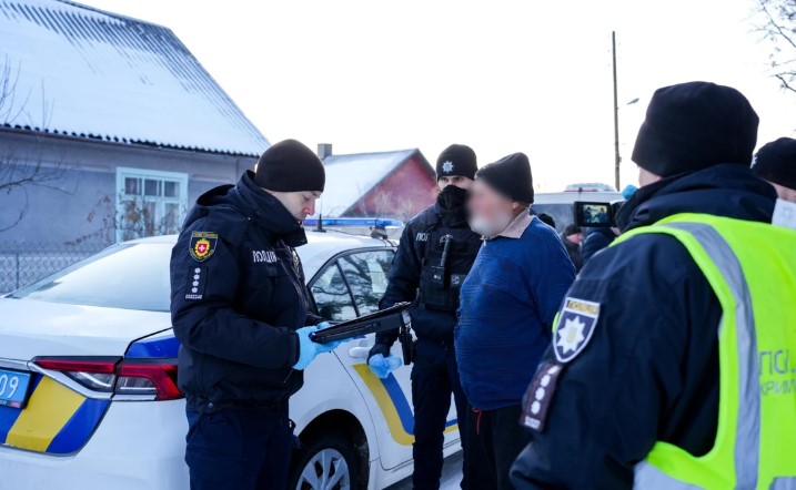 Масове вбивство на Рівненщині: 72-річний чоловік молотком і сокирою вбив п’ятьох людей 1 police1002