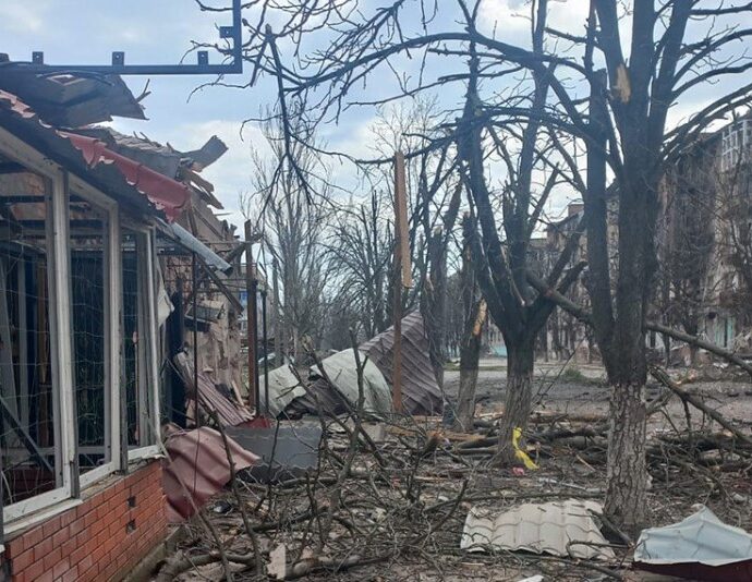 Обстріли на Запоріжжі: У Кушугумі дрон атакував зупинку, двоє поранених, загинув 25-річний чоловік 1 5