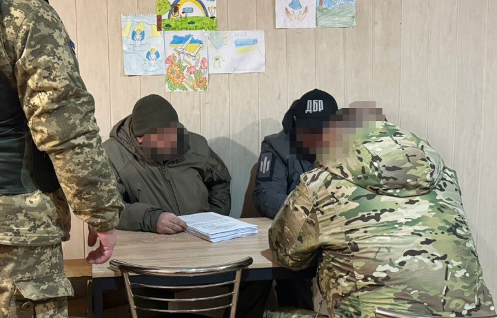 Начальник фінслужби бригади на Запоріжжі грабував своїх же бійців: 12 млн грн розкрадено 1 dbr