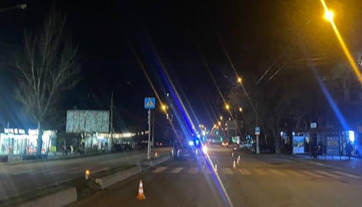 Поліція Запоріжжя розшукує свідків ДТП: водій збив пішохідку і втік з місця події 1 dtp
