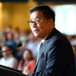 «Фальшиві гроші» та реальні активи: Куди інвестувати у 2026 році за версією Кійосакі 55 kiyosaki