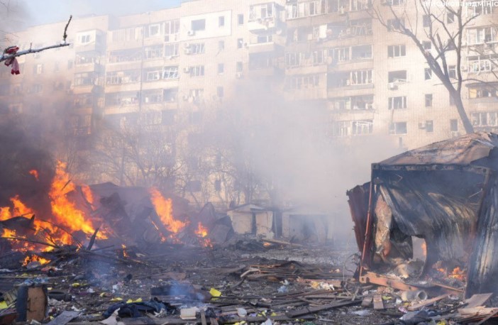 Росіяни атакували Запоріжжя КАБами: Постраждала 9-поверхівка, є загиблі та поранені 1 obstrel1403