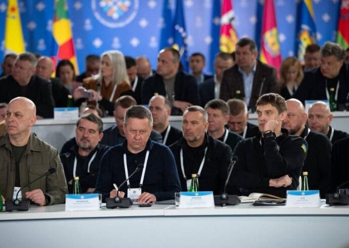 2 мільярди на безпеку: Іван Федоров представив План стійкості Запорізької області на Конгресі місцевих влад 1 fedorov kongress