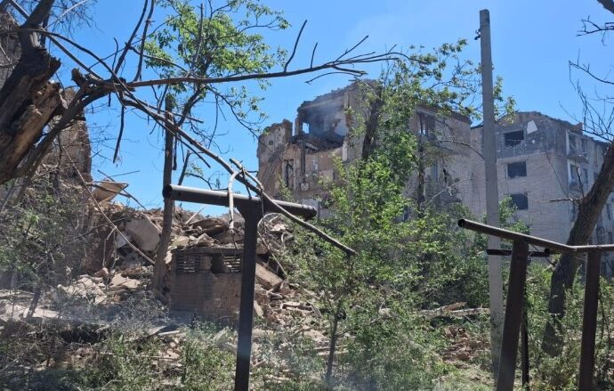 Обстріли Запорізької області: У Комишувасі від удару FPV-дроном загинув 35-річний чоловік 3 2305