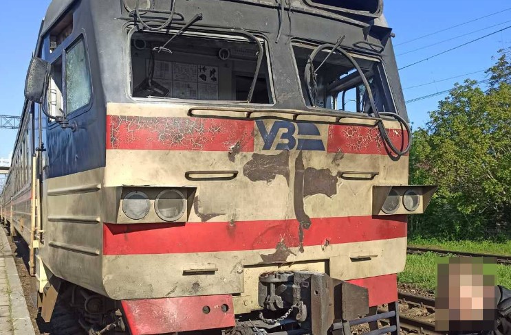 Росія атакувала приміський поїзд у Запорізькій області: є поранені пасажири 1 uz