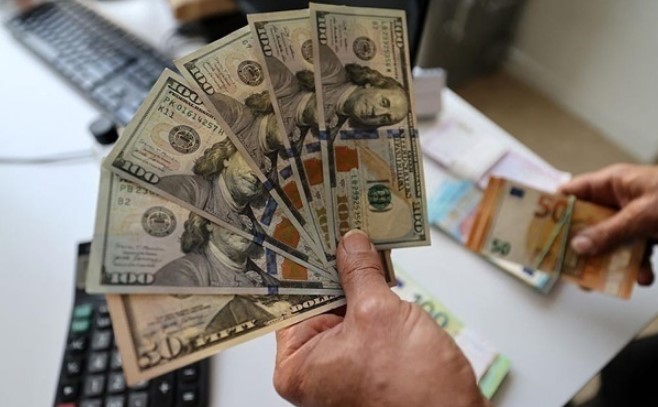Гривня зміцніла на тлі рекордних інтервенцій НБУ 1 dollar veer