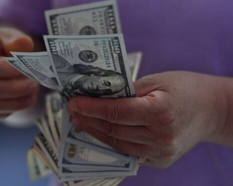 dollari12