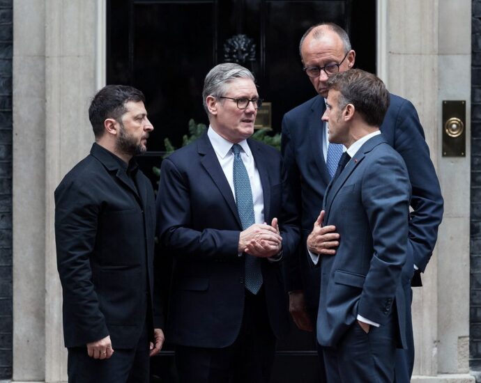 zelenskiy merс starmer makron