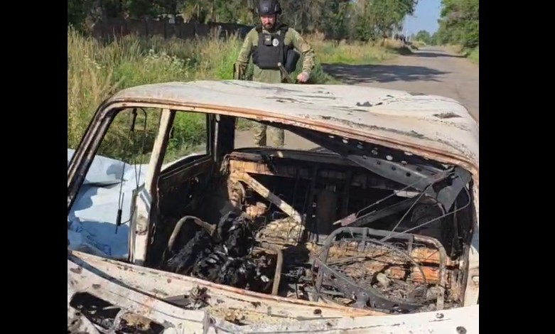 FPV-дрон РФ атакував автівку на Запоріжжі: Жінка згоріла живцем 1 3