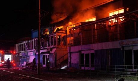 Нічний удар по Запоріжжю: Ударний БПЛА атакував Центральний ринок, сталася масштабна пожежа 26 angolenko