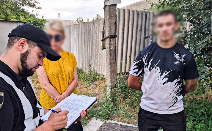 У Запоріжжі затримали рецидивіста, який пограбував жінку у власній квартирі 1 pograbuvanna