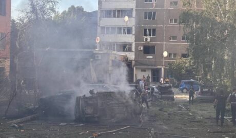 КАБ розніс 9-поверхові будинки у Запоріжжі: Є загиблі, кількість поранених зросла до 21 26 0208