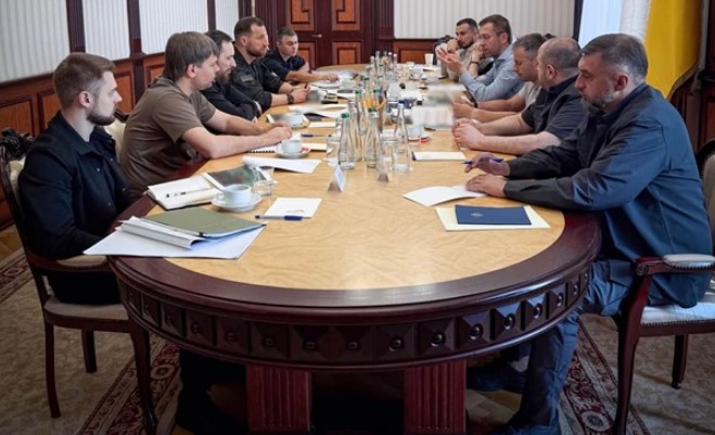 Уряд шукає додаткові кошти на фінансування Сил оборони України: головні деталі наради 12 kabminjpg