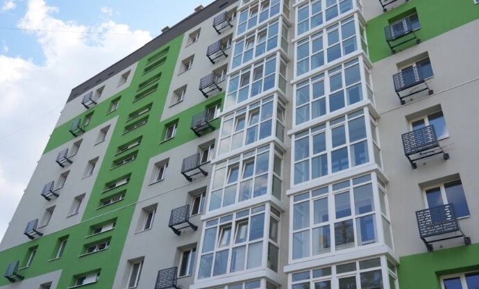 Майже чотири роки після удару: у Запоріжжі завершують ремонт дев’ятиповерхівки на Зестафонській 3 zestafonskaya2026